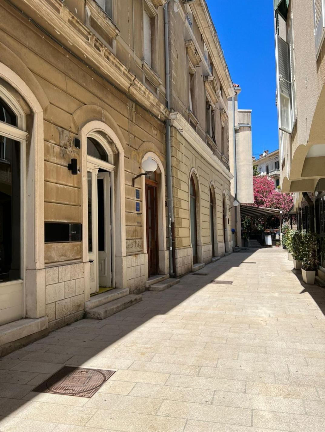 Max'S Downtown Oasis Apartamento Zadar Exterior foto